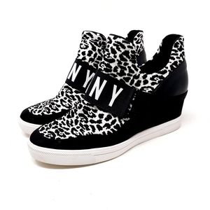 DKNY Cosmos Logo Hidden Wedge Slip-On Sneakers Size 9.5